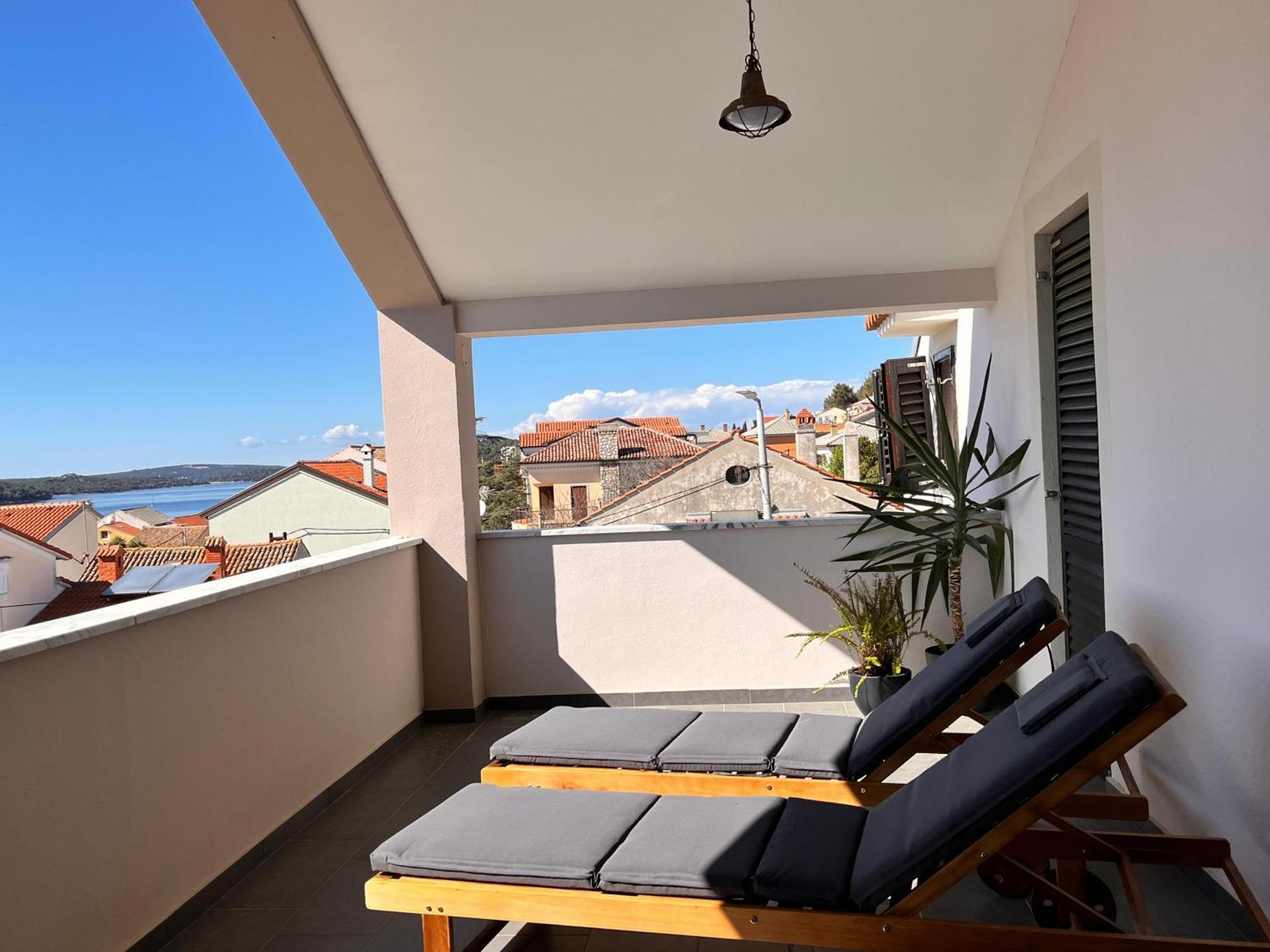 Apartment Oscar Mali Losinj Luaran gambar